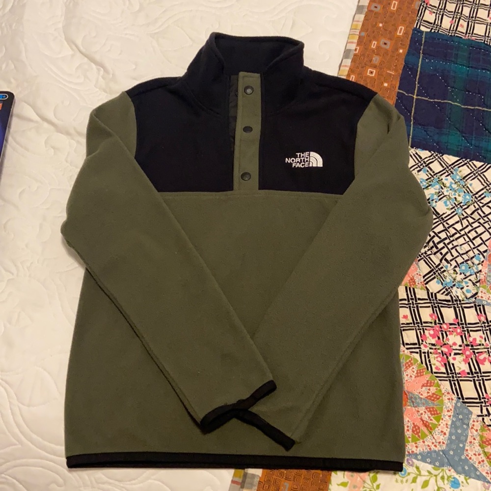 North face (boys) fleece pullover size S (7/8)